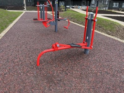 Резиновая мульча TORUDA Rubber mulch с укладкой на подготовленный грунт