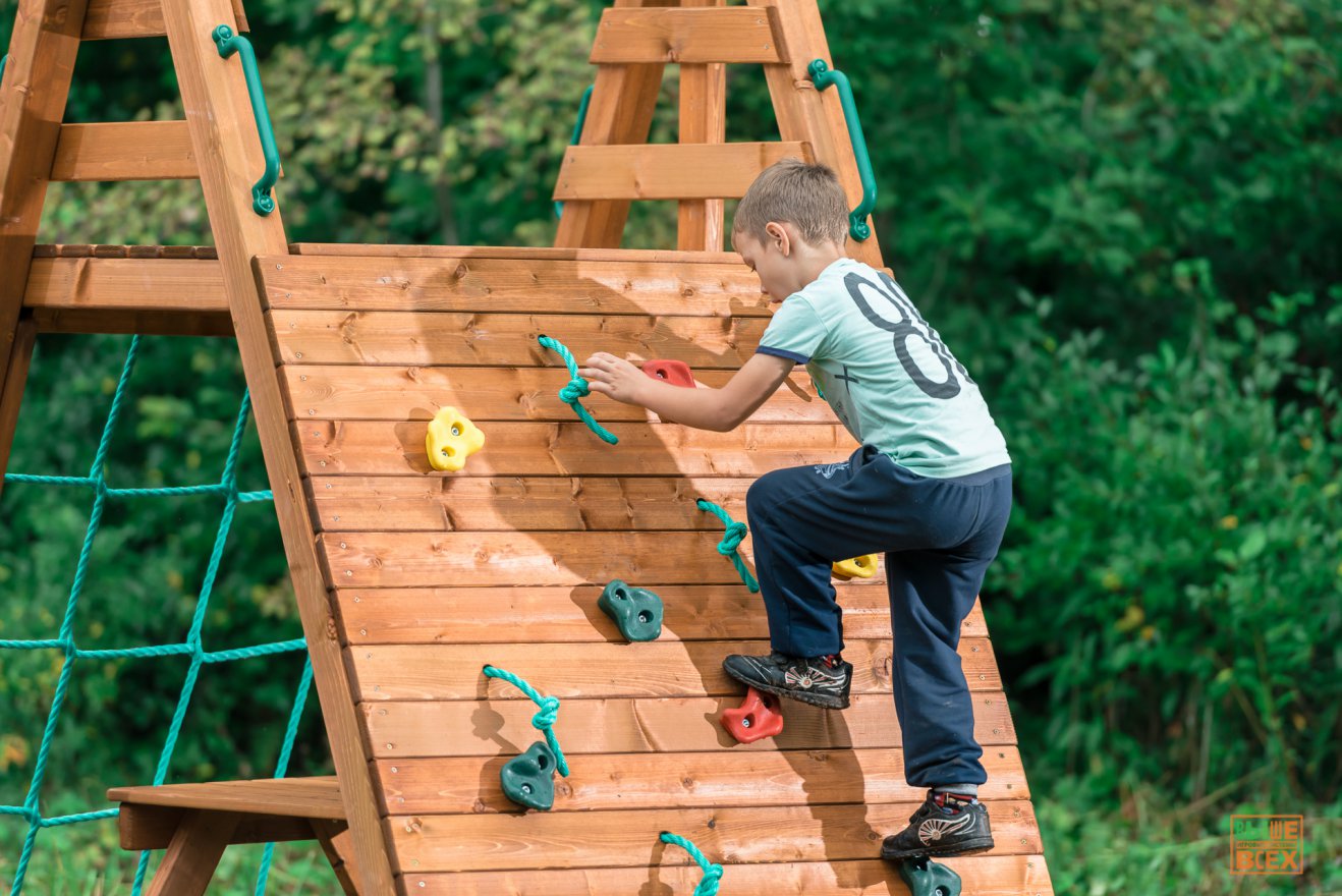 Детская площадка  Крепость Спорт