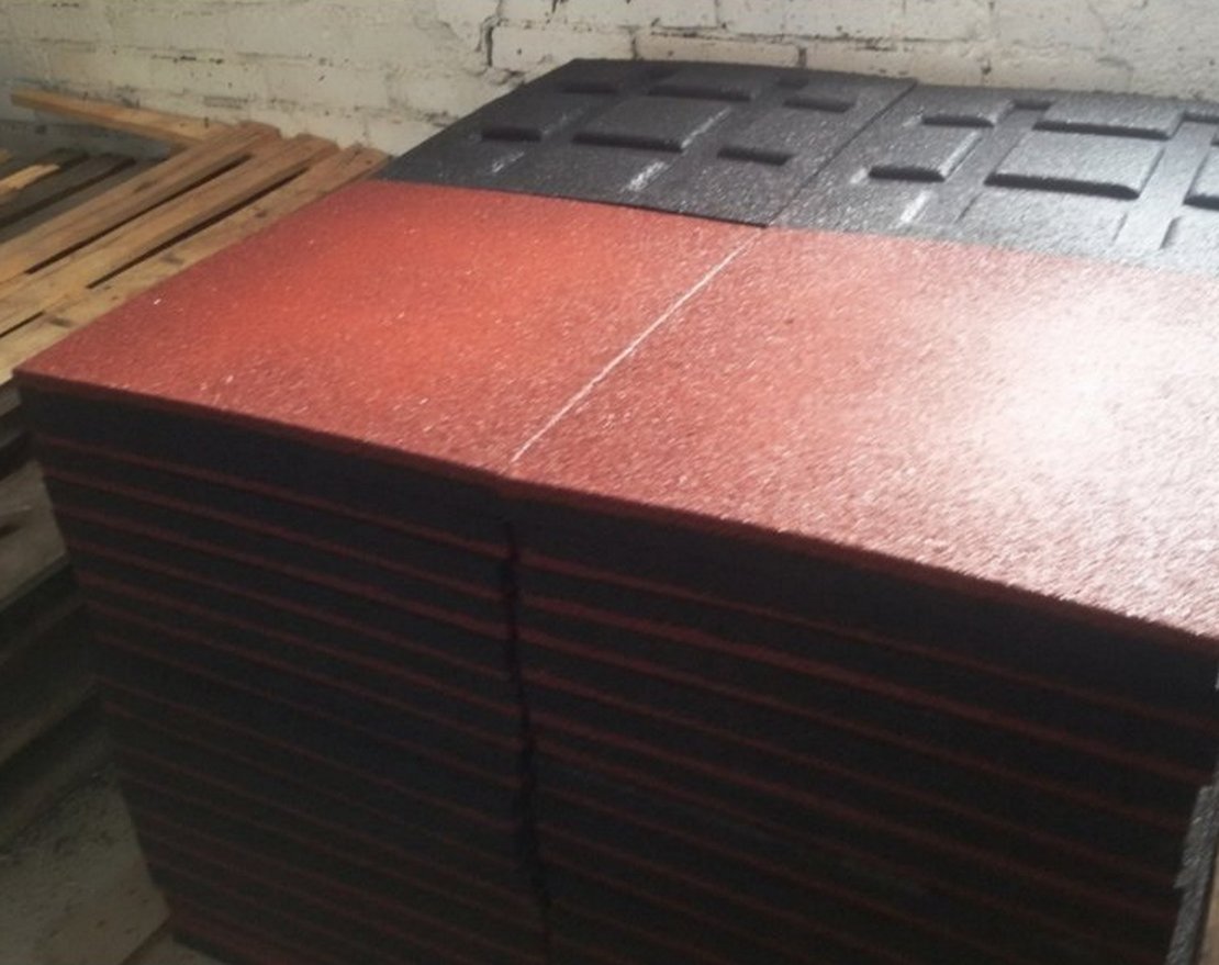 Резиновая плитка 500x500 (40 мм) - вид 5