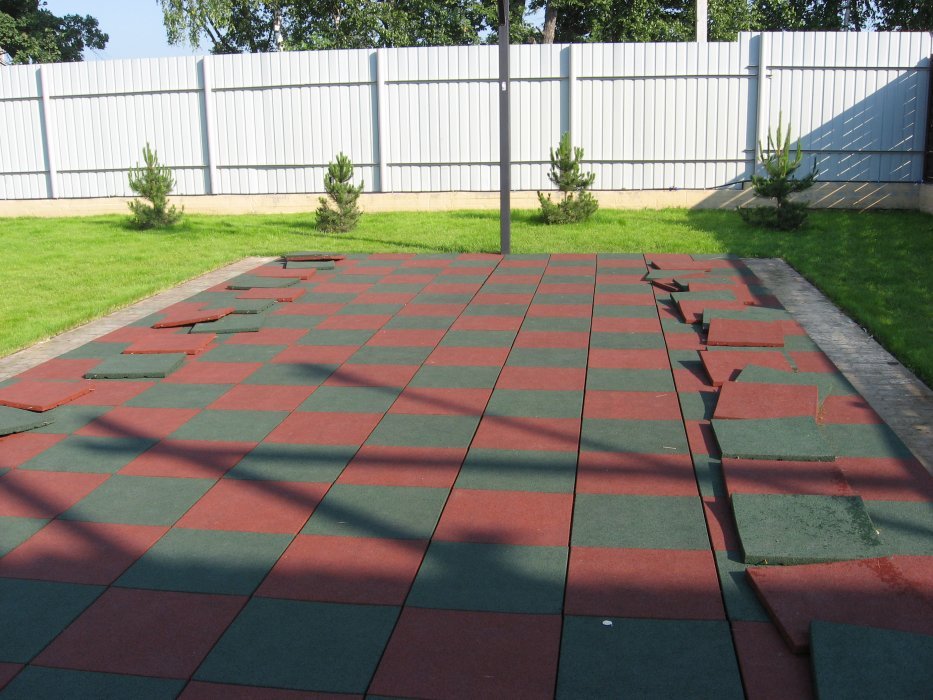 Резиновая плитка из крошки 500x500 (16 мм) - вид 2